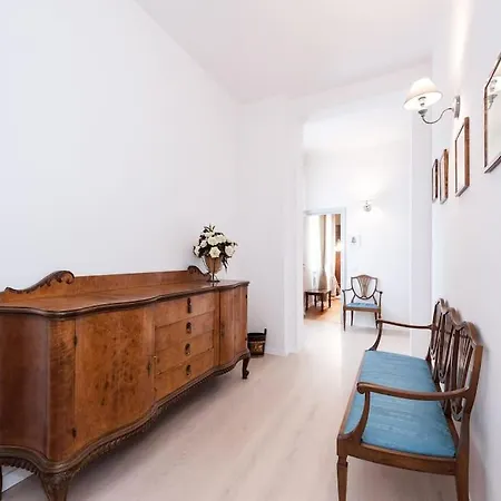 Loft Olmo Centrale, A/c Wifi Apartman *