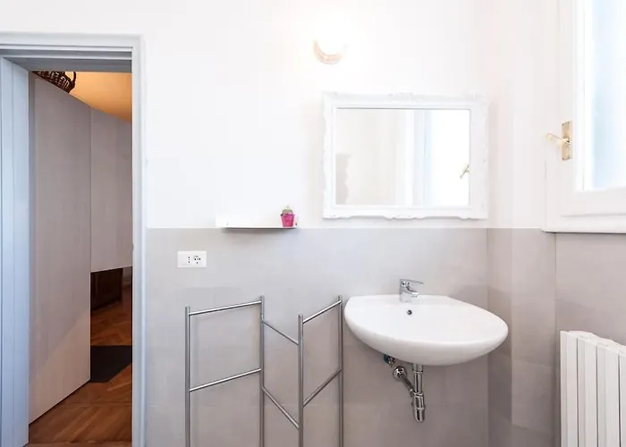 Loft Olmo Centrale, A/c Wifi Firenze